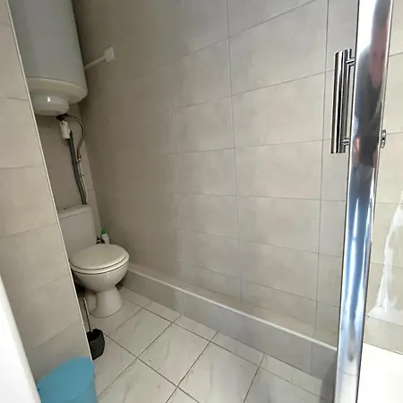 Avec Climatisation, Balcon, Proche - Fr-1-837-32 Appartement *