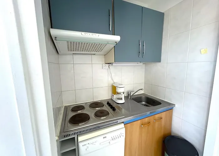 Avec Climatisation, Balcon, Proche - Fr-1-837-32 Appartamento *